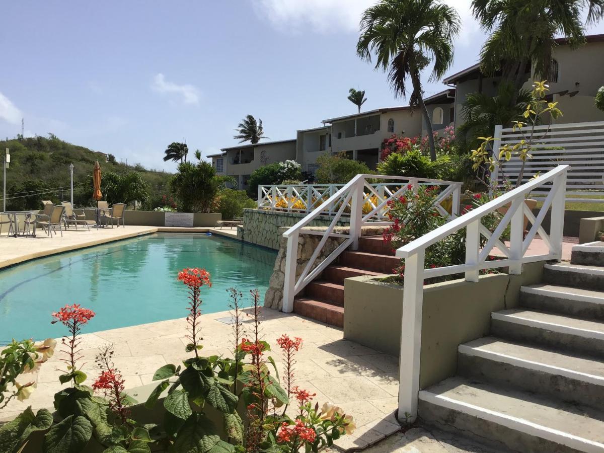 Dickenson Bay Attractive 2-Bed Apartment Stunning Sea View מראה חיצוני תמונה