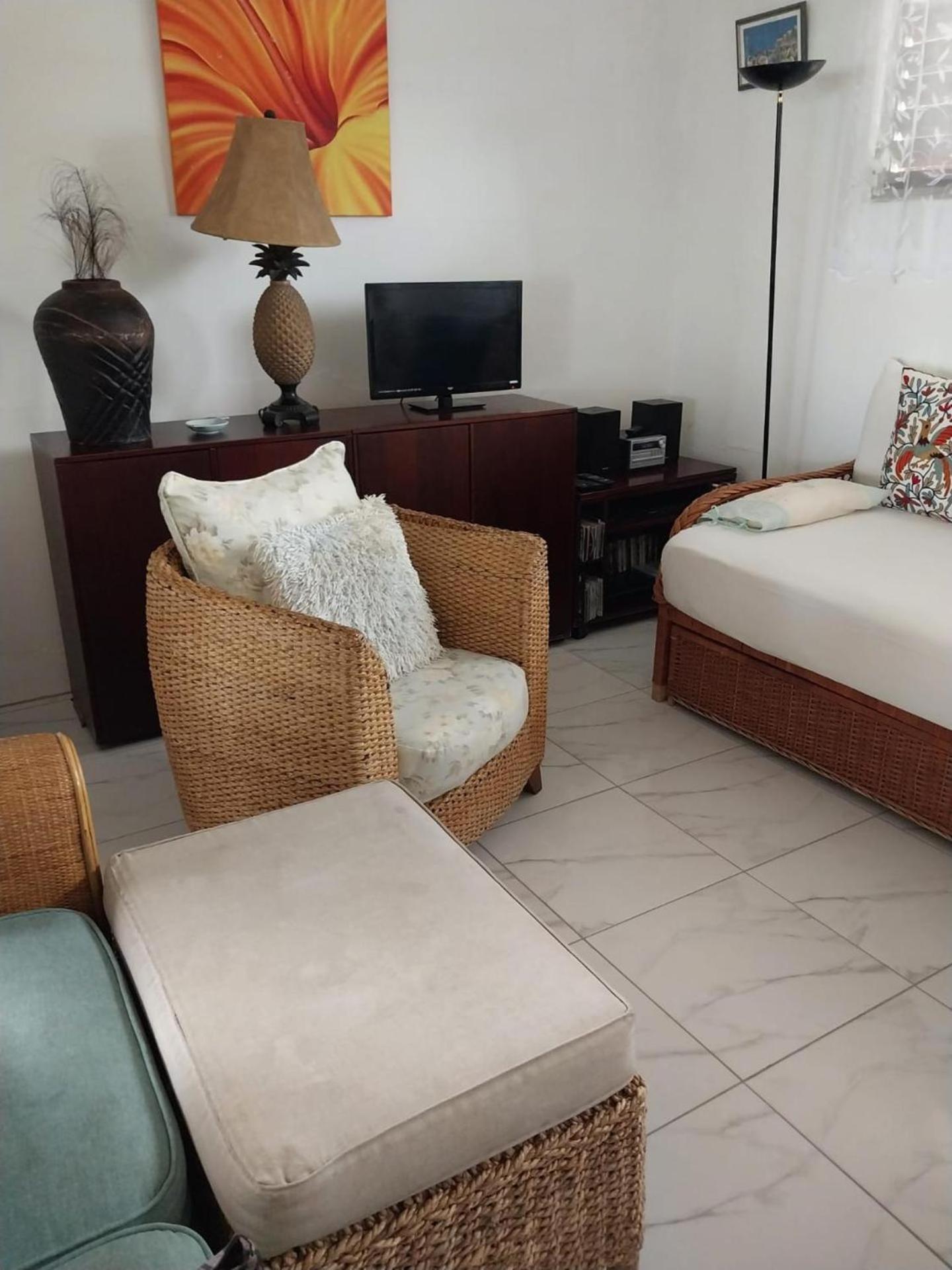 Dickenson Bay Attractive 2-Bed Apartment Stunning Sea View מראה חיצוני תמונה
