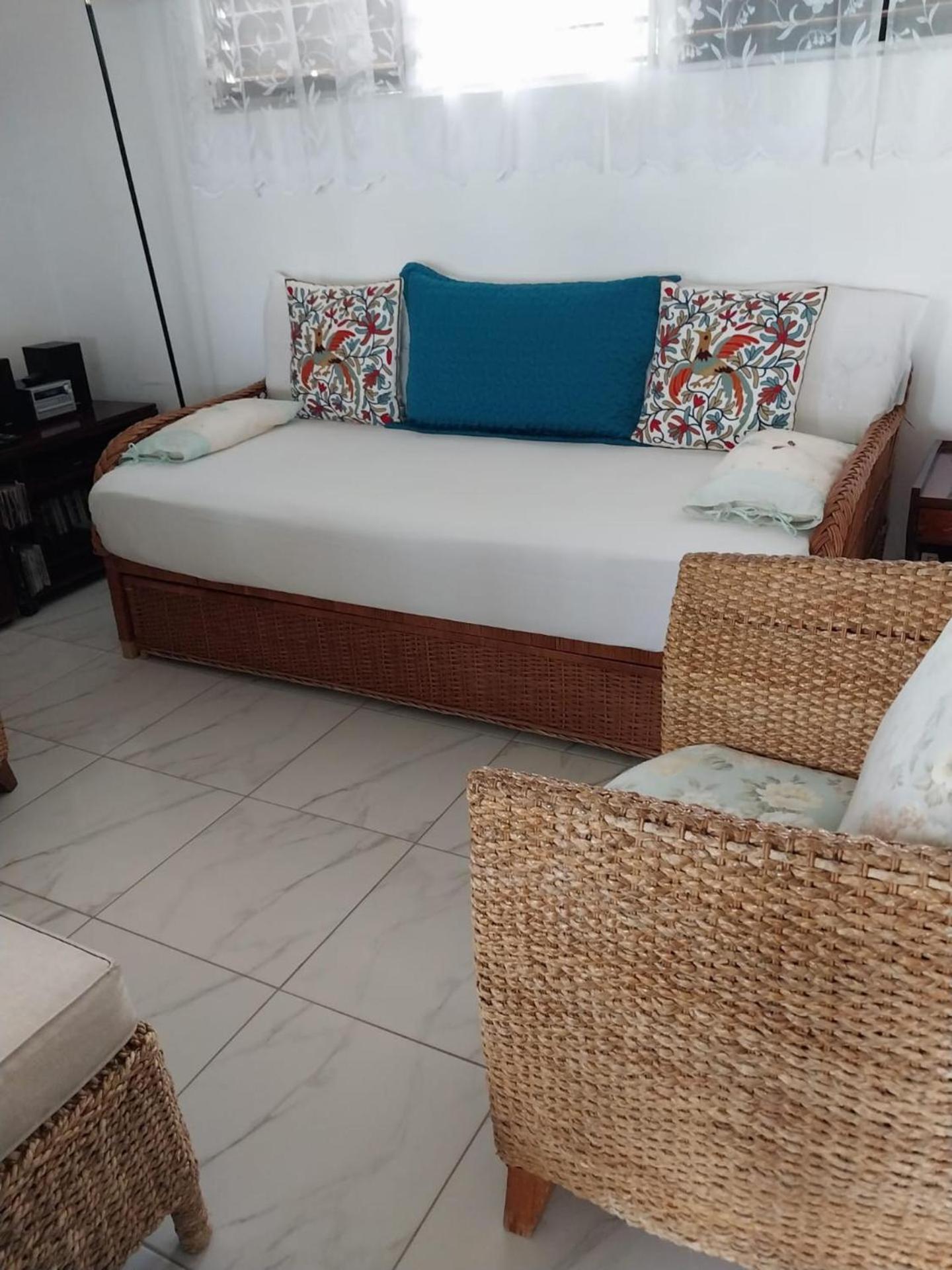 Dickenson Bay Attractive 2-Bed Apartment Stunning Sea View מראה חיצוני תמונה
